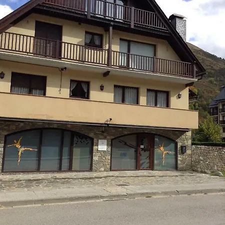 Aneto Apartment